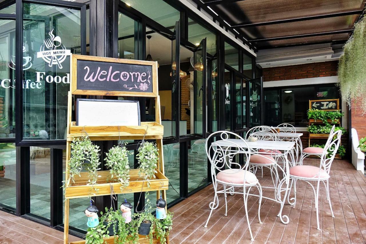 Spring@Tapae Hotel Chiang Mai Exterior photo